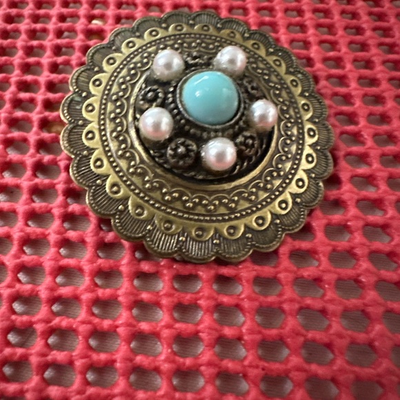 Vintage Gold Tone Turquoise Faux Pearls Brooch - Picture 2 of 3